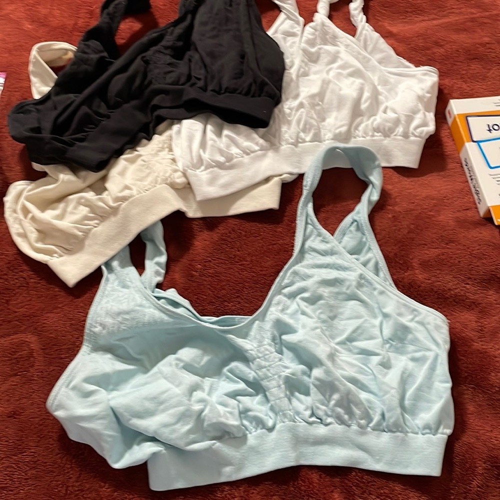 Soft sport bras. 2XL total of 4